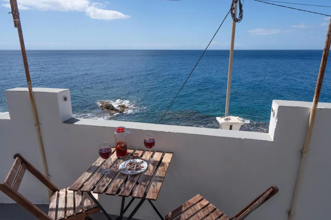 Romantic Cave With Big Terrace Overlooking The Sea Santa Cruz de Tenerife 0*,  Spain
