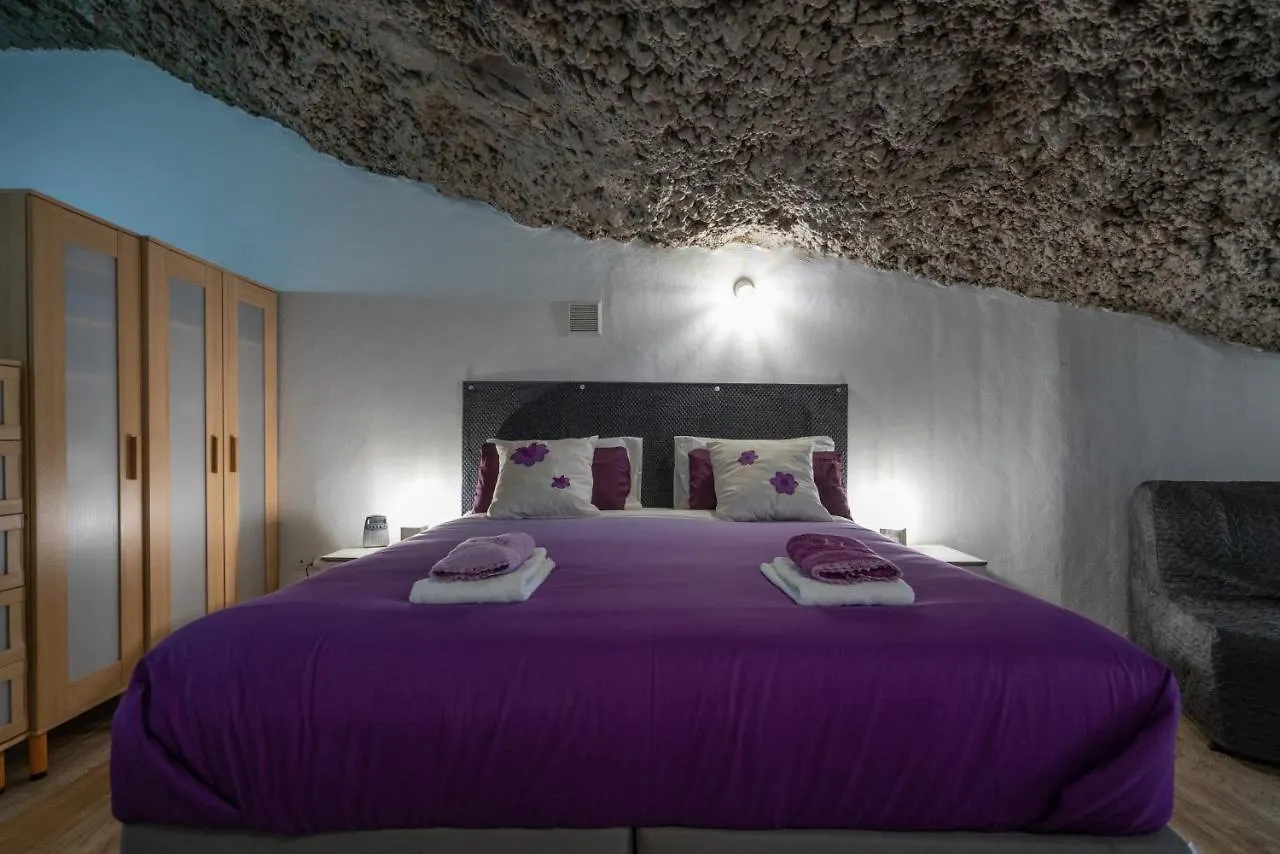 Romantic Cave With Big Terrace Overlooking The Sea Santa Cruz de Tenerife 0*,  Spain