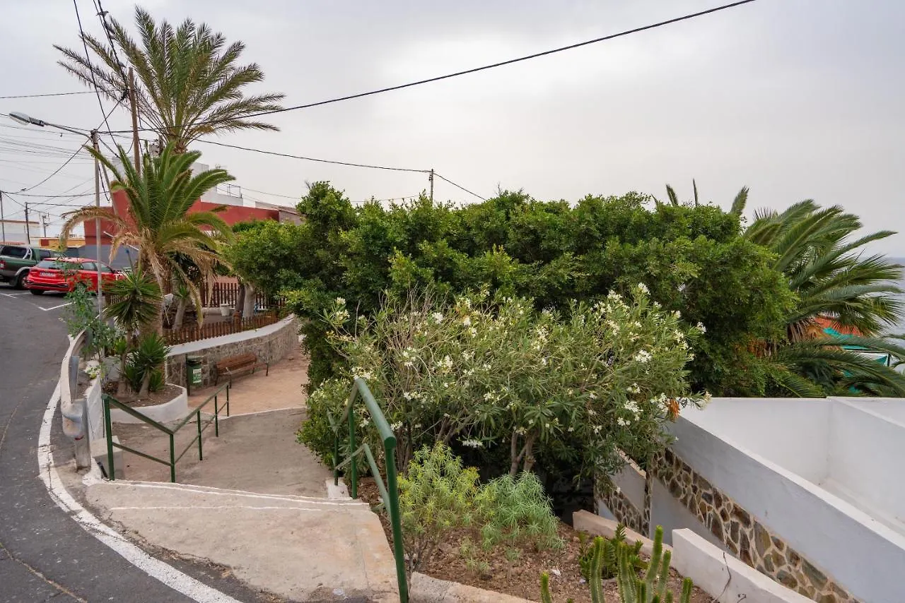 Romantic Cave With Big Terrace Overlooking The Sea Santa Cruz de Tenerife Apartment
